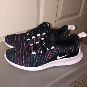 NWOT Nike Viale Tennis Shoes Sz 7